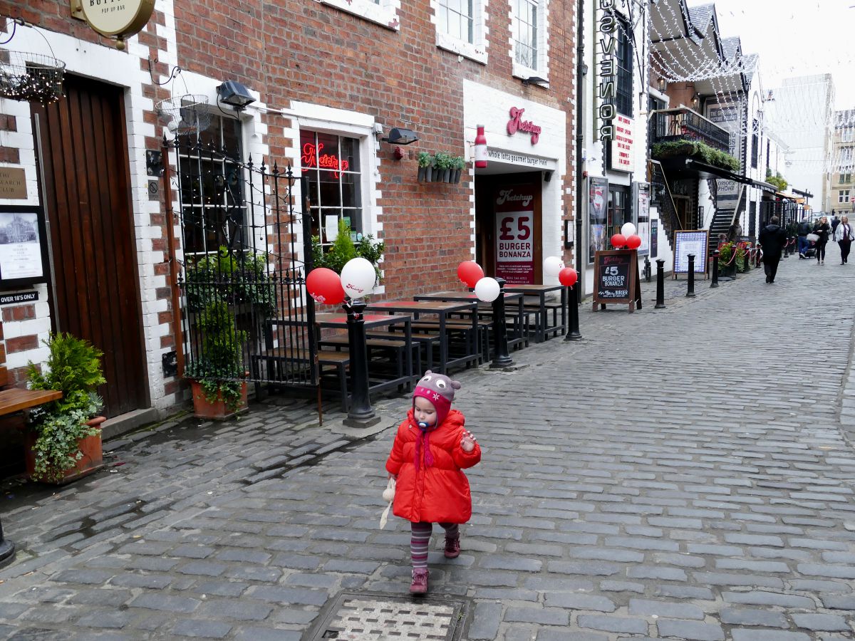 Ashton Lane Glasgow en famille Glasgow et île de Mull en famille | Blog VOYAGES ET ENFANTS