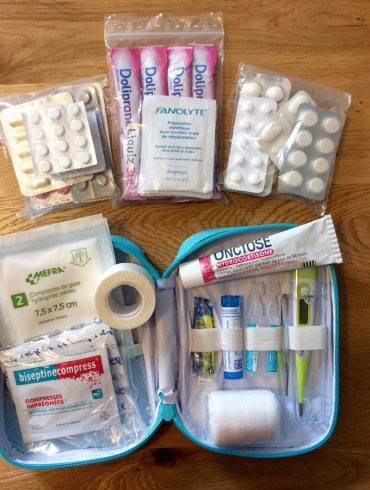 Les indispensables de la pharmacie de voyage