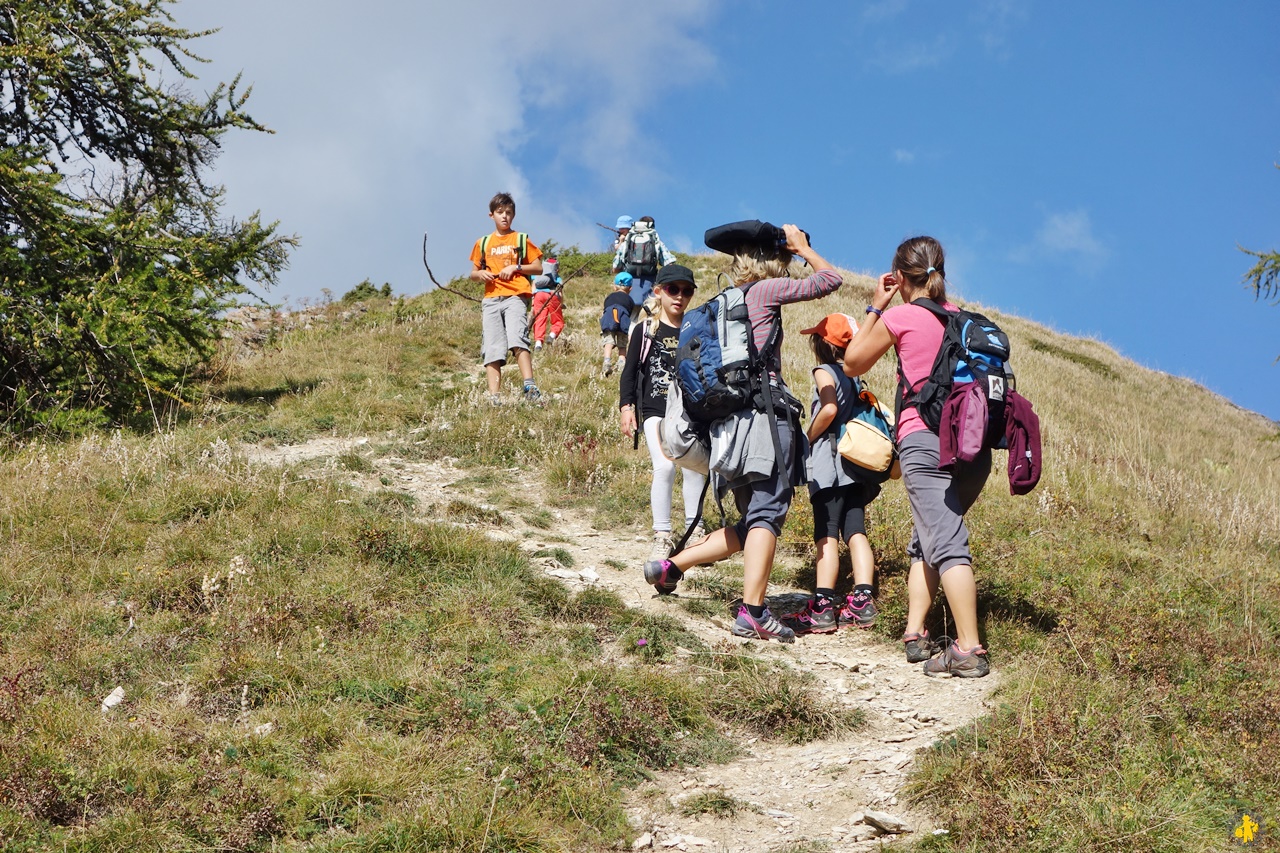 Randonnée Hautes Alpes facile en famille |VOYAGES ET ENFANTS