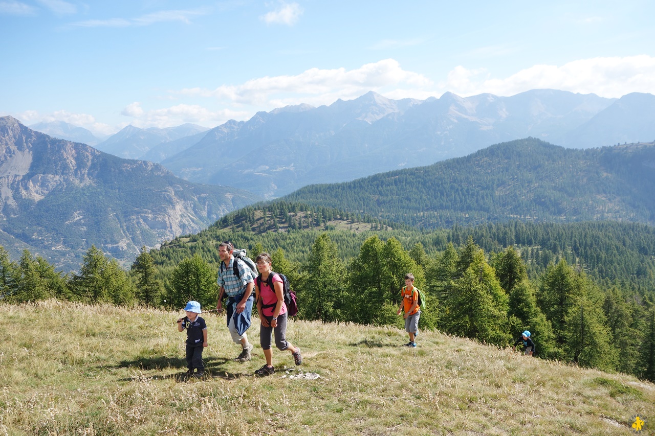 Randonnée Hautes Alpes facile en famille |VOYAGES ET ENFANTS