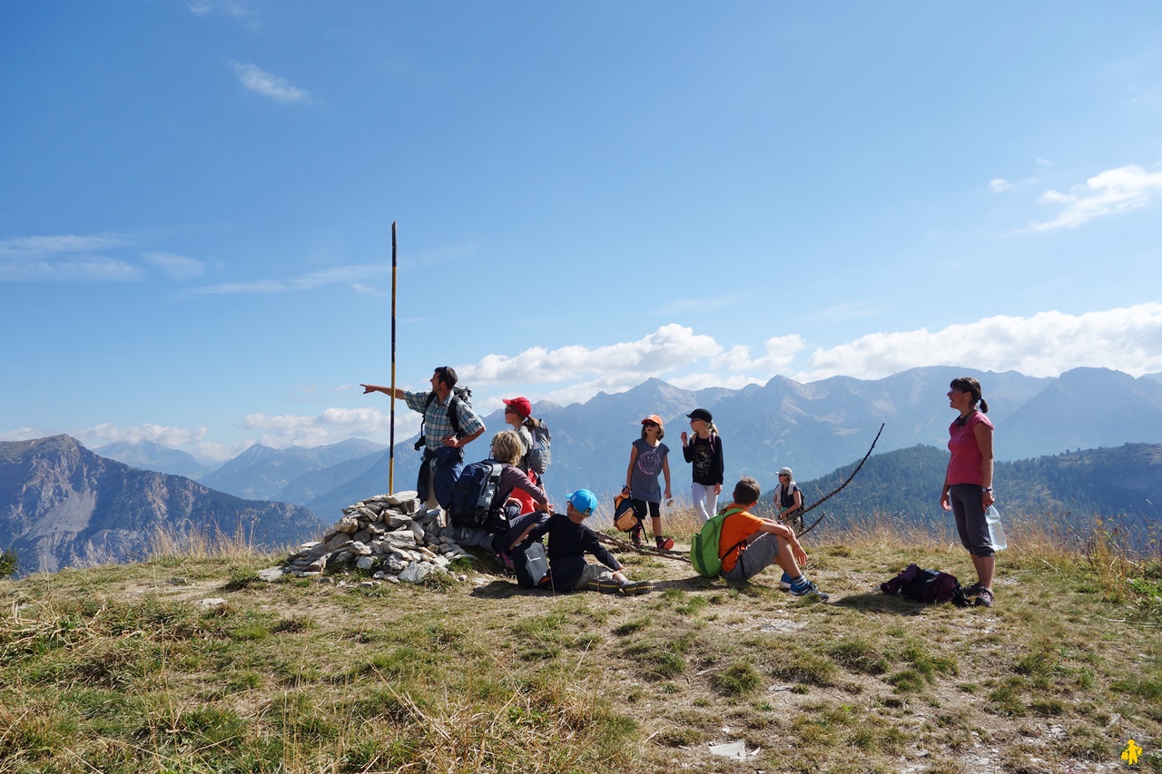 Randonnée Hautes Alpes facile en famille |VOYAGES ET ENFANTS