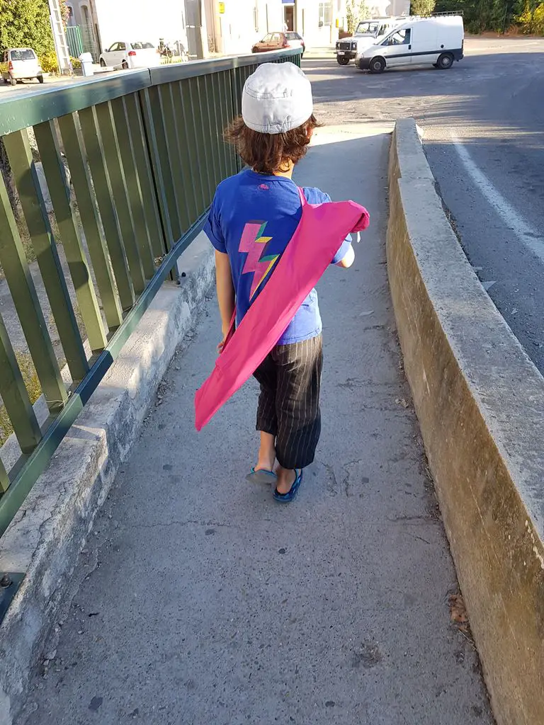 Carmargue en bateau et en famille Camargue en bateau péniche en famille | VOYAGES ET ENFANTS