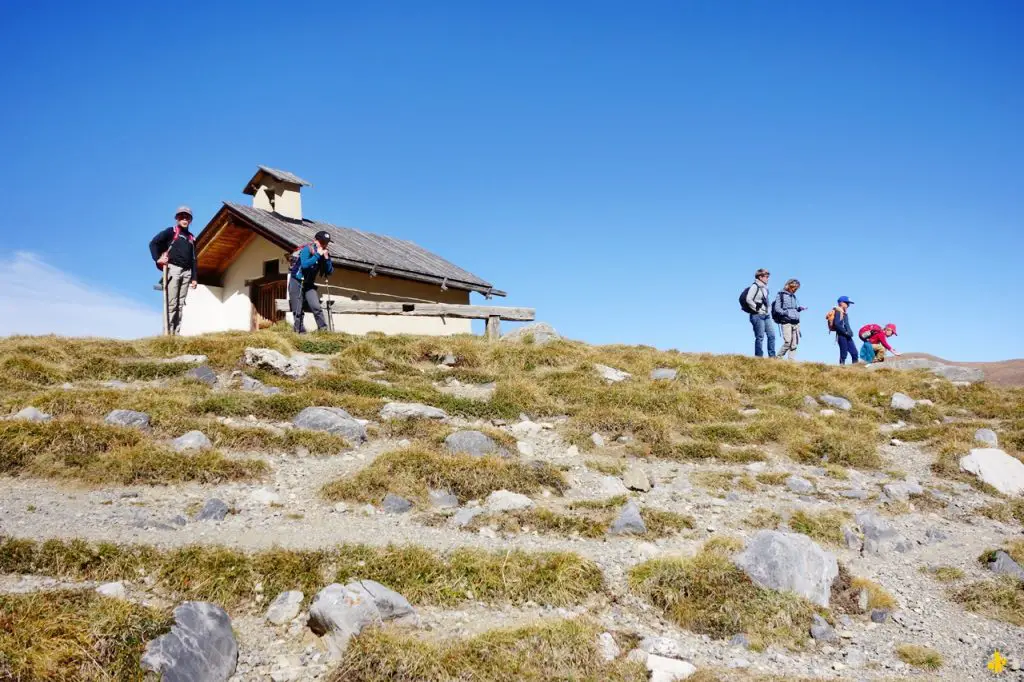 Randonnée Hautes Alpes facile en famille |VOYAGES ET ENFANTS