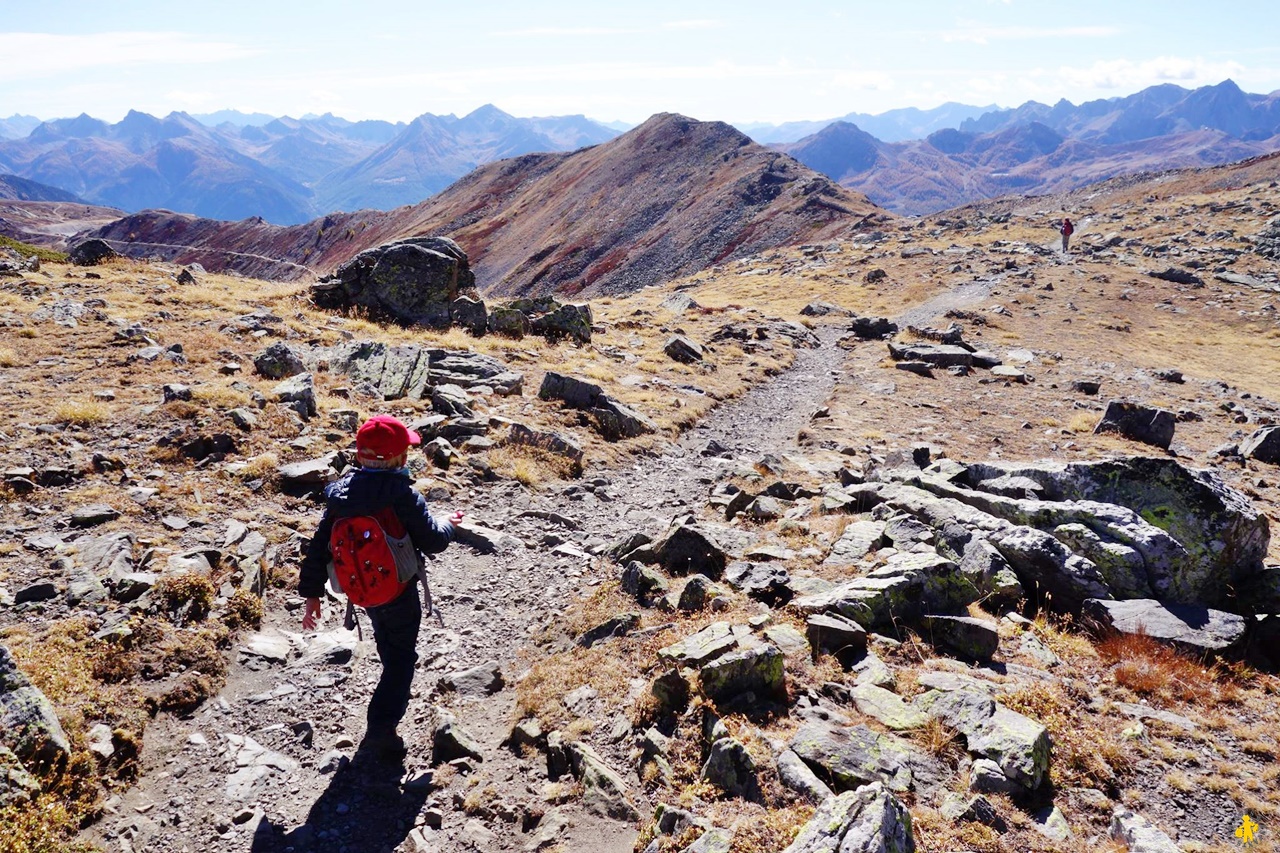 Randonnée Hautes Alpes facile en famille |VOYAGES ET ENFANTS