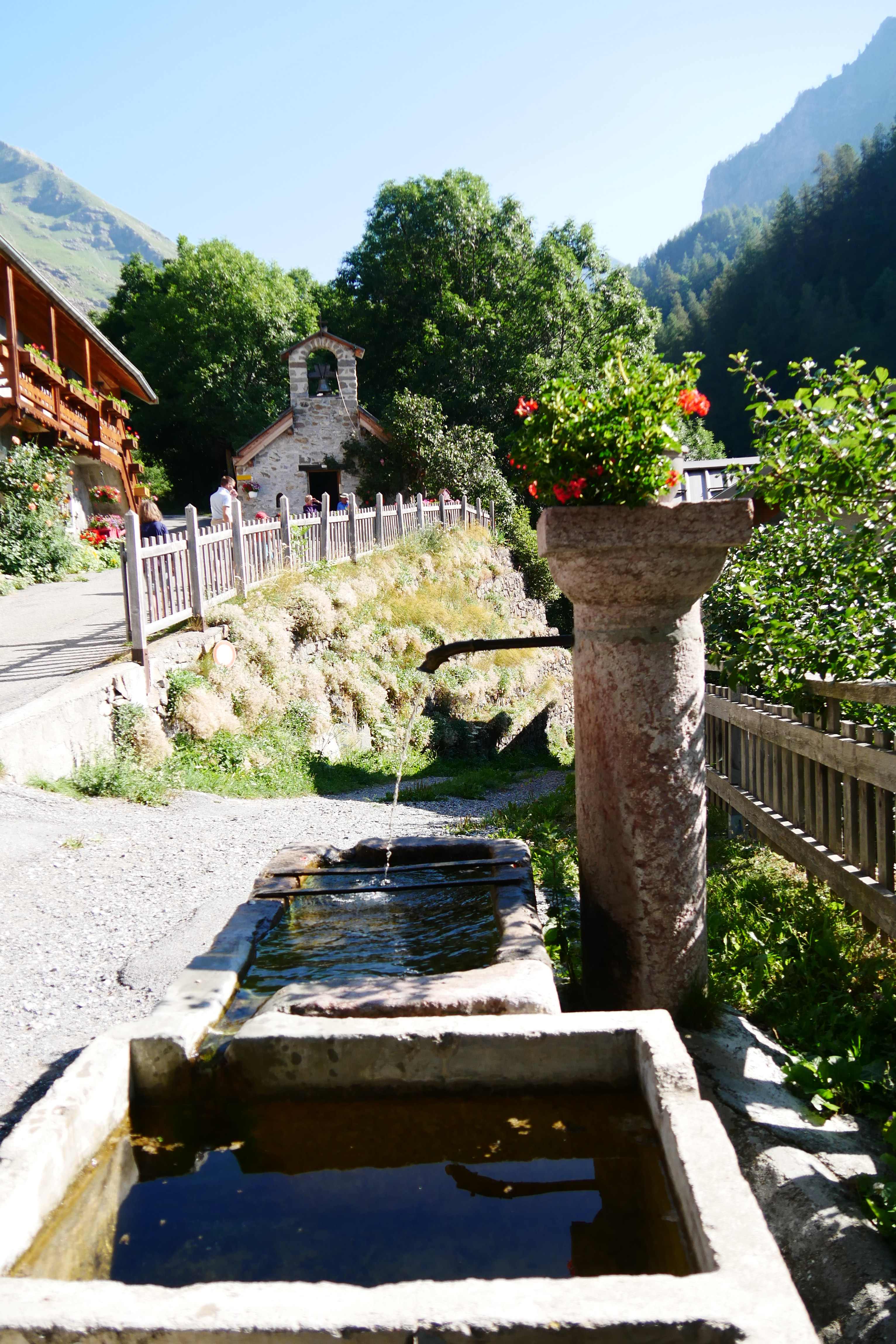 Randonnée Hautes Alpes facile en famille |VOYAGES ET ENFANTS