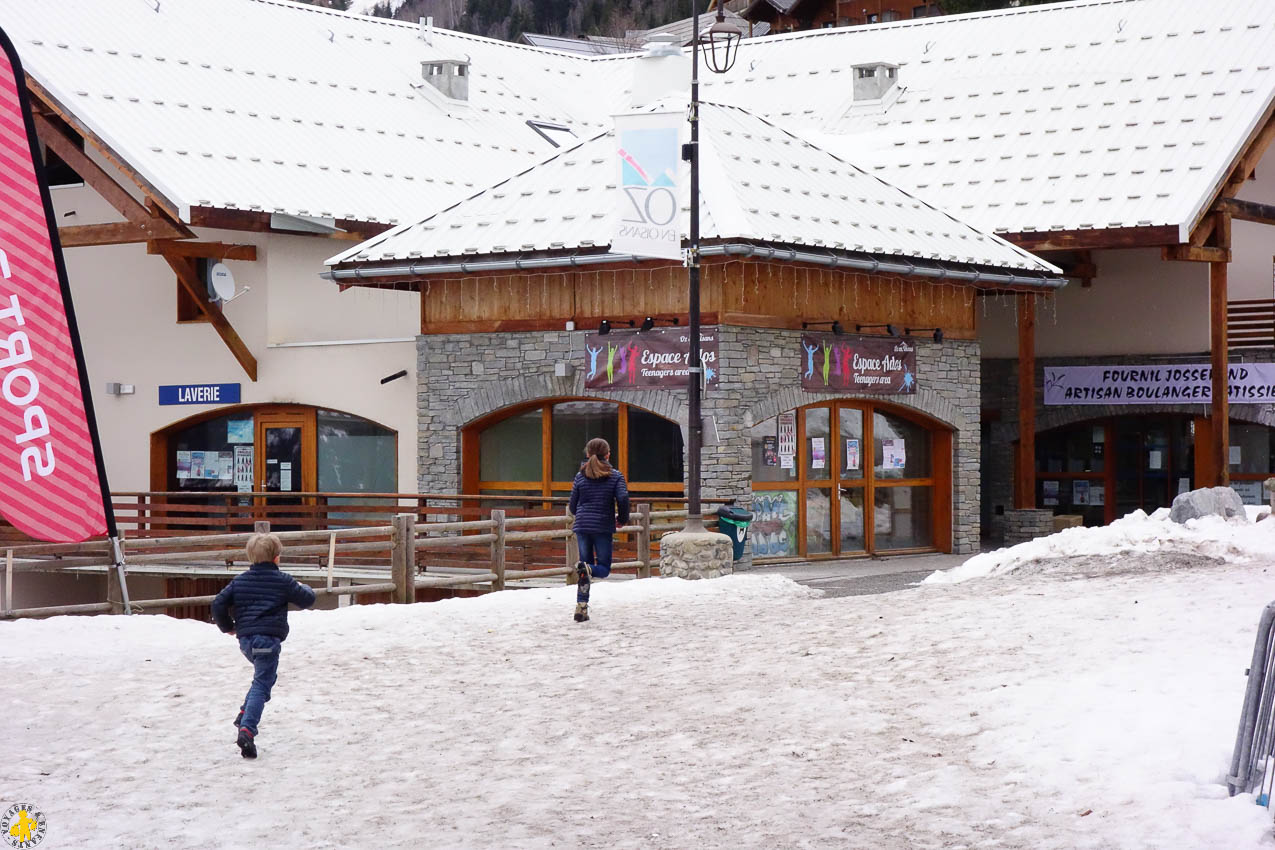 Oz en Oisans notre week end ski en famille | Blog VOYAGES ET ENFANTS