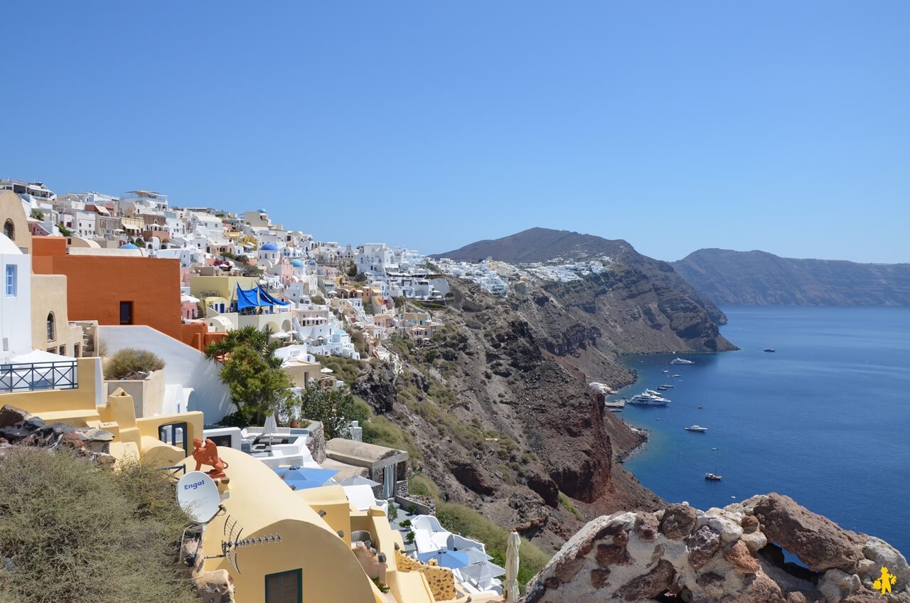 Santorin en famille Oia Santorin en famille Vacances dans les Cyclades | Blog VOYAGES ET ENFANTS