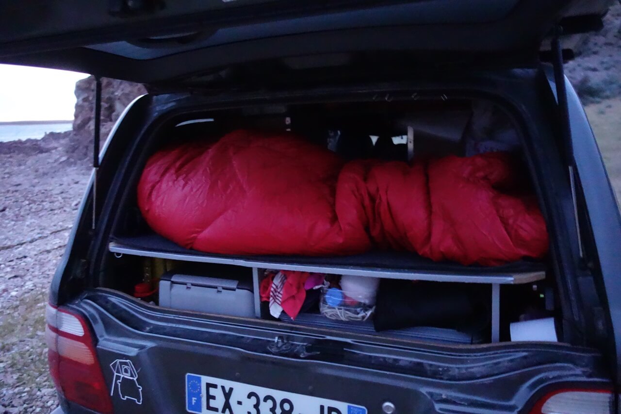 Camper sur le toit de sa voiture : une autre manière de voyager