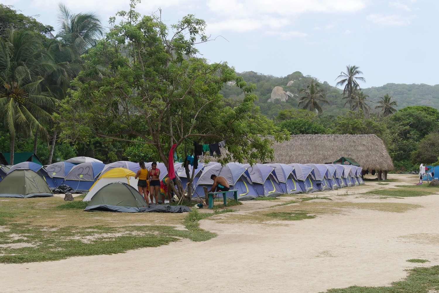 tente au parc Tayrona ou dormir Parc Tayrona en famille | Blog VOYAGES ET ENFANTS