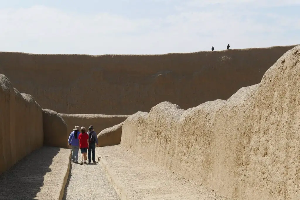 Chan Chan sité visite pérou en famille Visiter Trujillo Chan Chan Huaca de la Luna Huanchaco