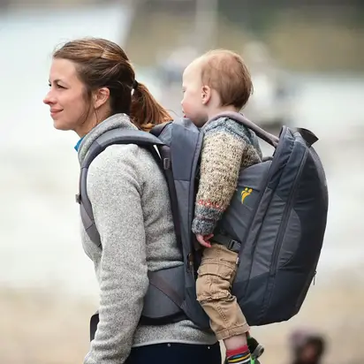 Comment choisir son porte-bébé de randonnée ?