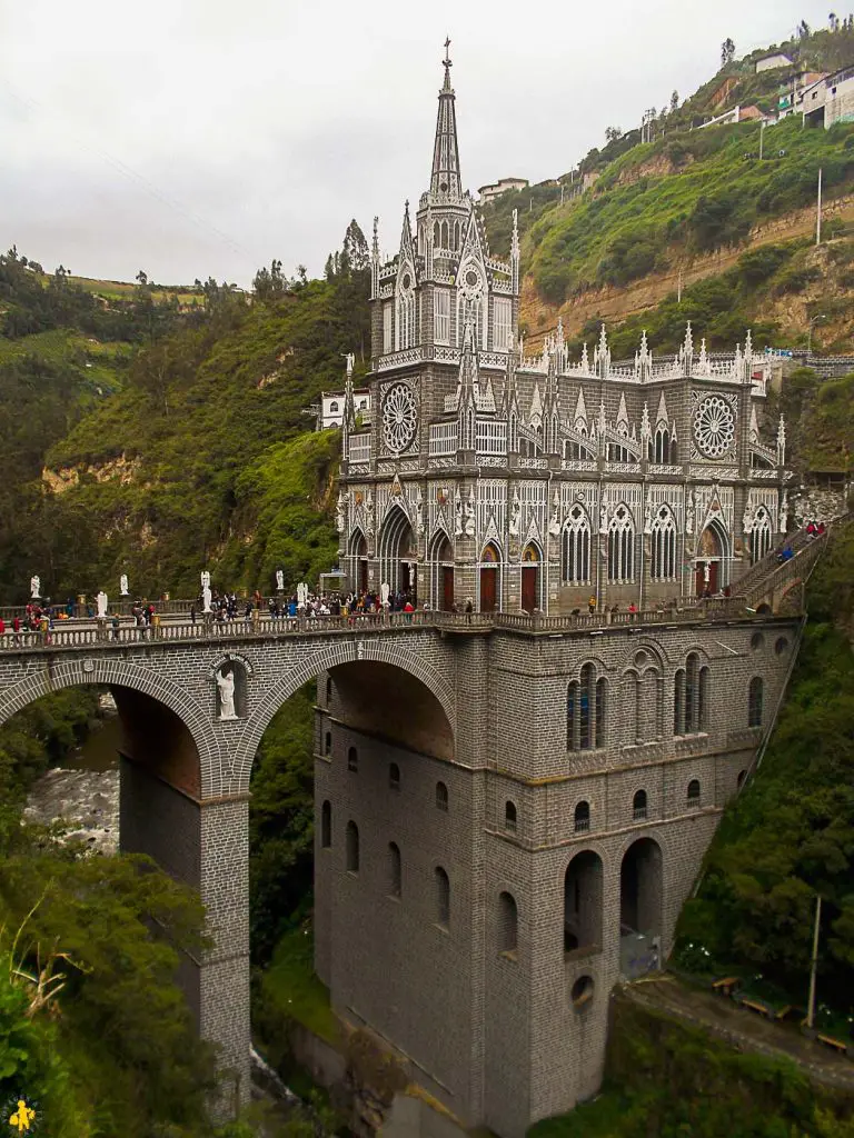 Las Lajas Cathédrale Su Colombie visite avec des enfants
