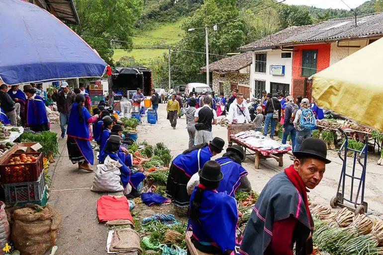 Marché silvia en famille colombie