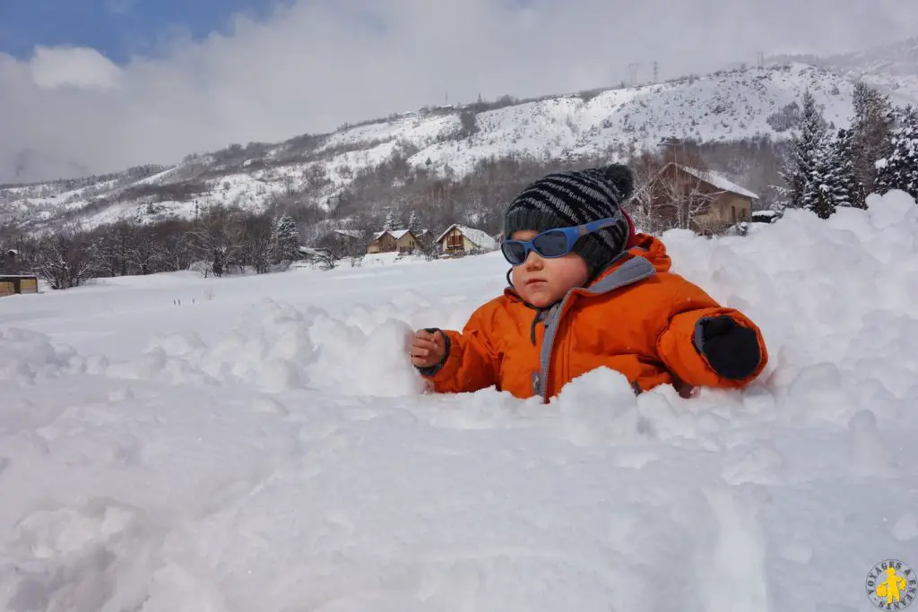 Partir au ski avec bébé, c'est possible ? - Tiniloo