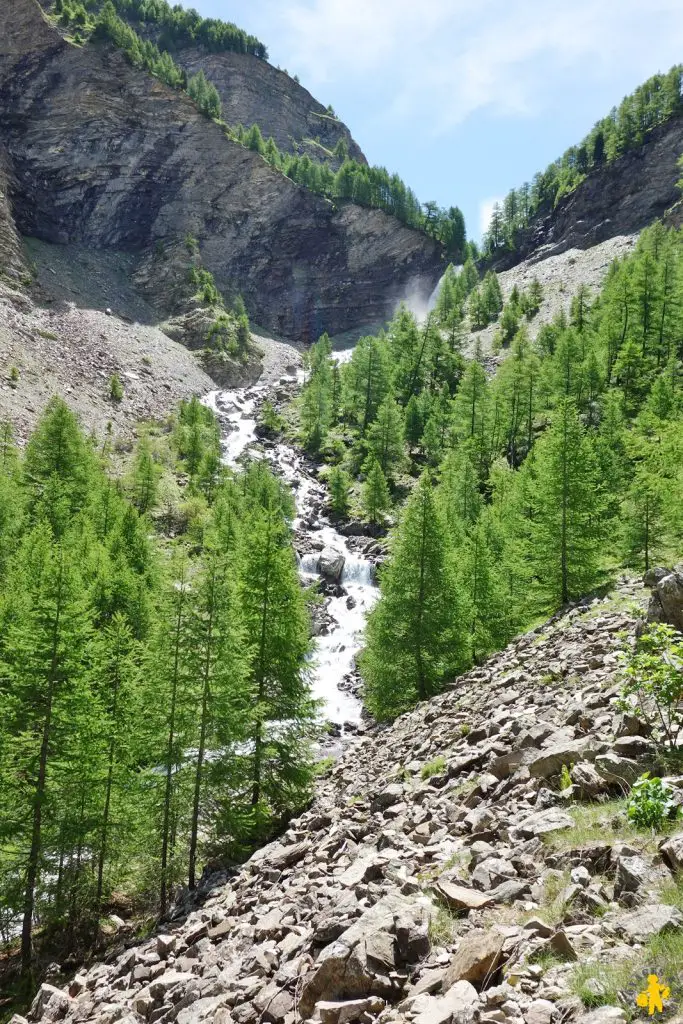 Randonnée Hautes Alpes facile en famille |VOYAGES ET ENFANTS