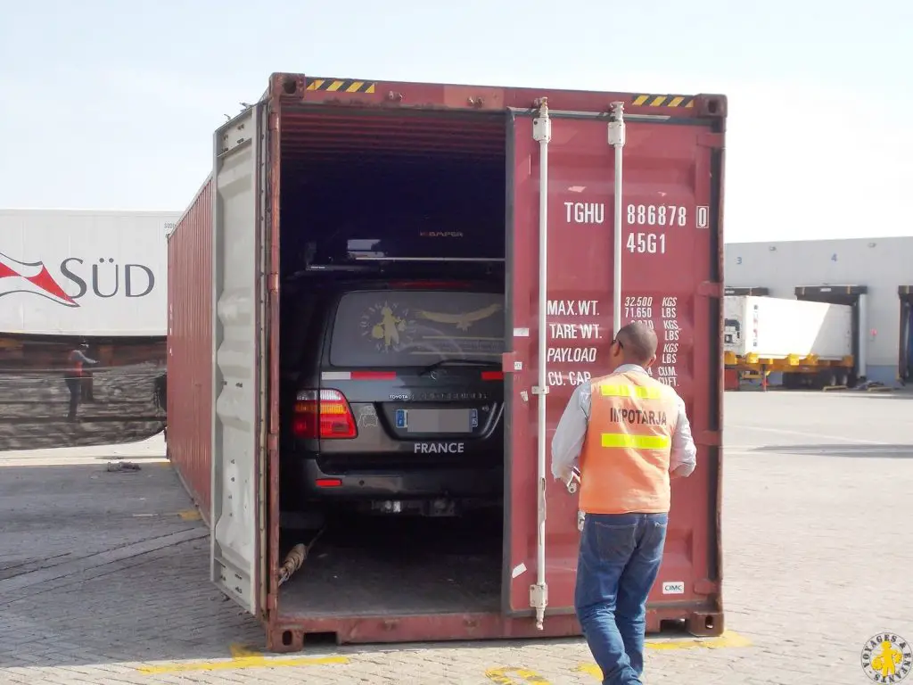 Comment faire traverser son véhicule vers lAmérique du Sud shipping Uruguay | Blog VOYAGES ET ENFANTS