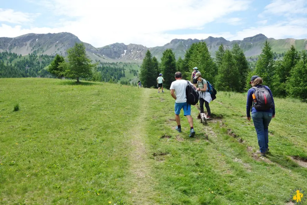 Randonnée Hautes Alpes facile en famille |VOYAGES ET ENFANTS