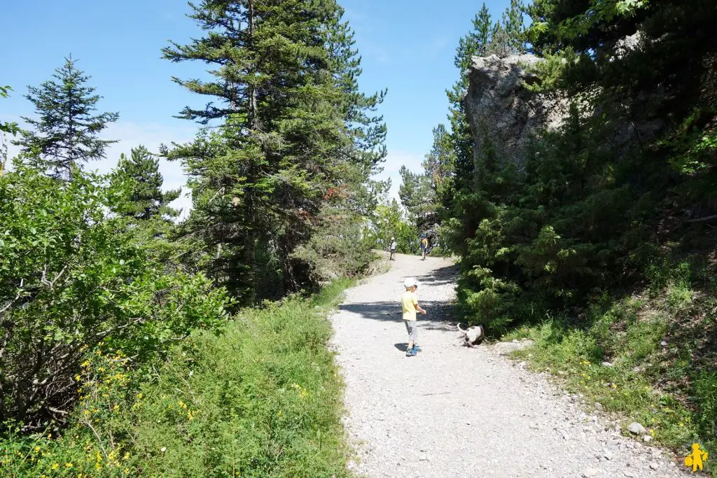 Randonnée Hautes Alpes facile en famille |VOYAGES ET ENFANTS