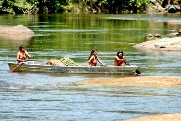 Fleuve Amazonie pirogue Guyane