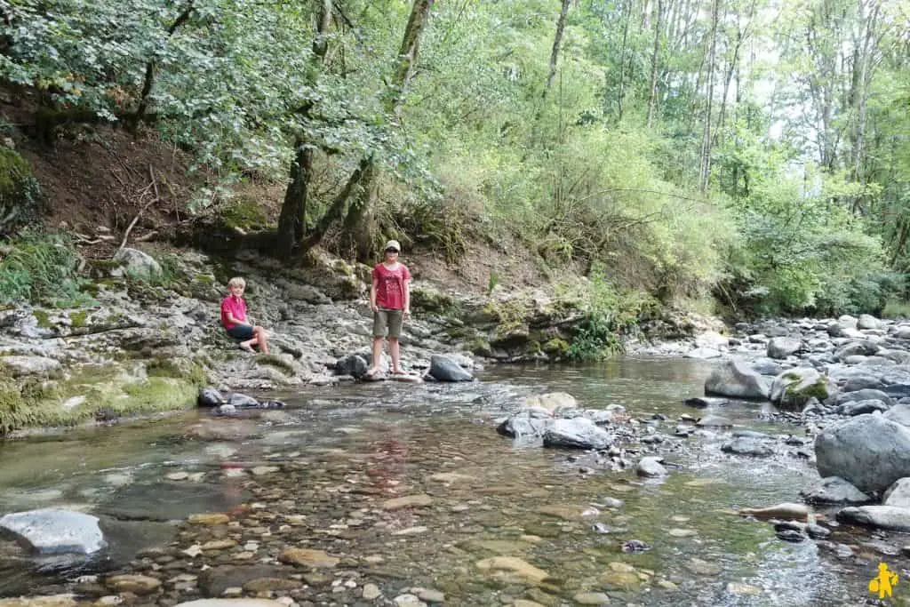 Baignade dans le massif des Bauges en famille Week end dans les Bauges en famille | Blog VOYAGES ET ENFANTS