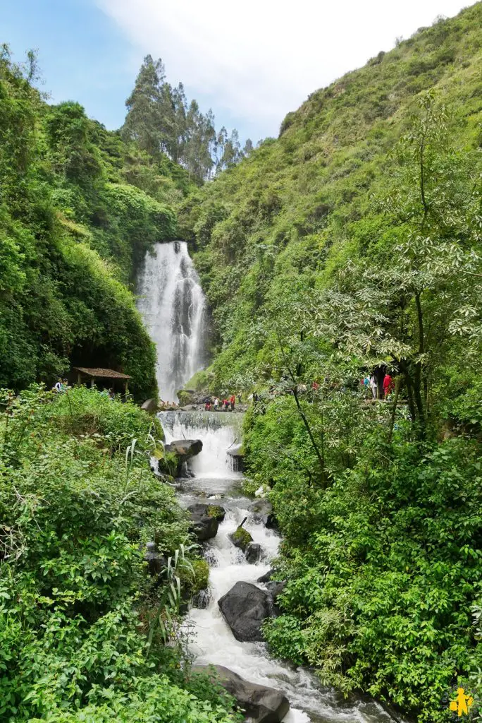 Cascade Otavalo en famille Nord Équateur Mindo Mitad del Mundo Otavalo en famille | Blog VOYAGES ET ENFANTS