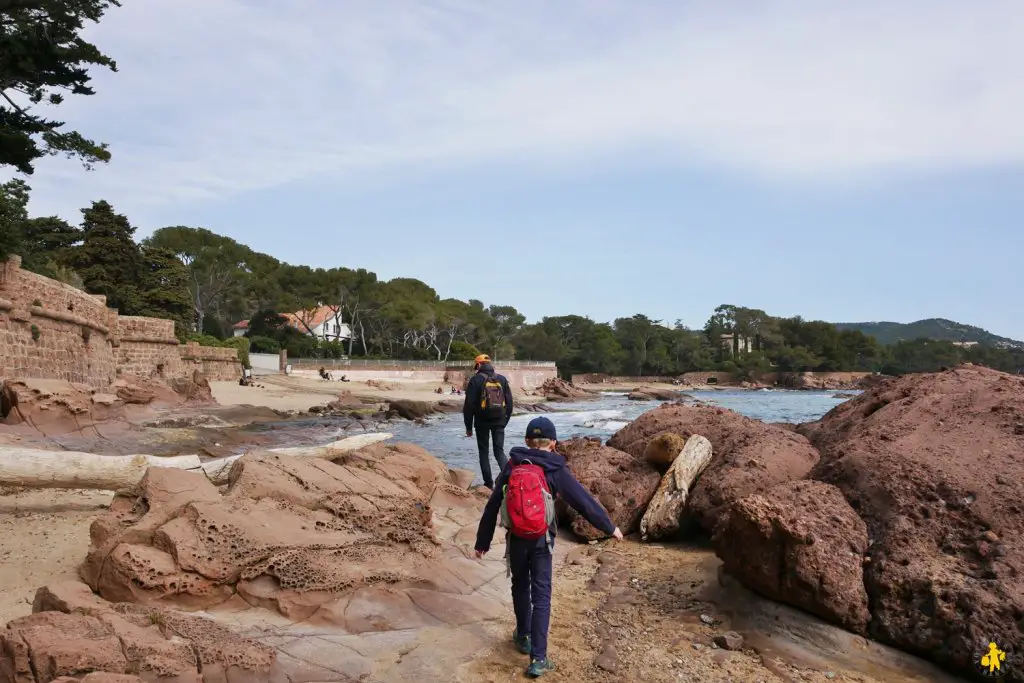 Randonnée estérel en famille sentier cotier Week end randonnée Estérel en famille Var | VOYAGES ET ENFANTS