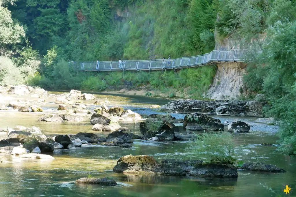 Jura 11 randonnées facile familiales | VOYAGES ET ENFANTS