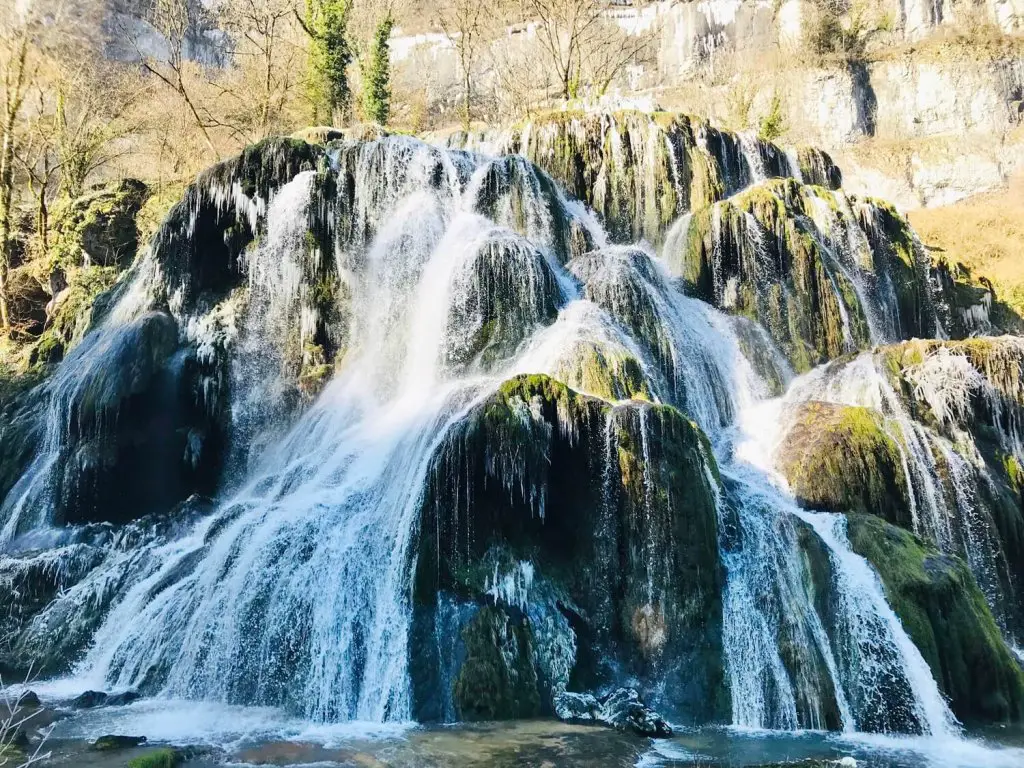 Jura 11 randonnées facile familiales | VOYAGES ET ENFANTS