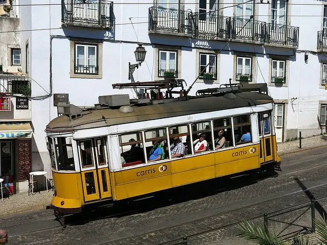 Tram Visite Lisbonne en famille