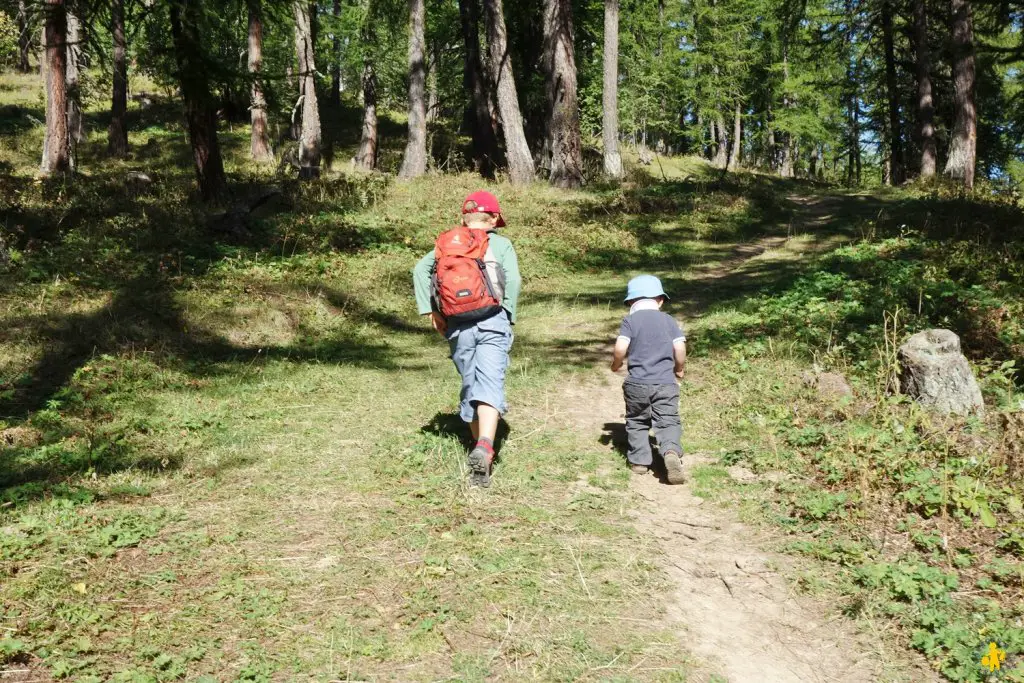 randonnée avec enfant conseil Randonner avec enfant 0 15 ans conseil VOYAGES ET ENFANTS