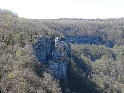 Jura 11 randonnées facile familiales | VOYAGES ET ENFANTS