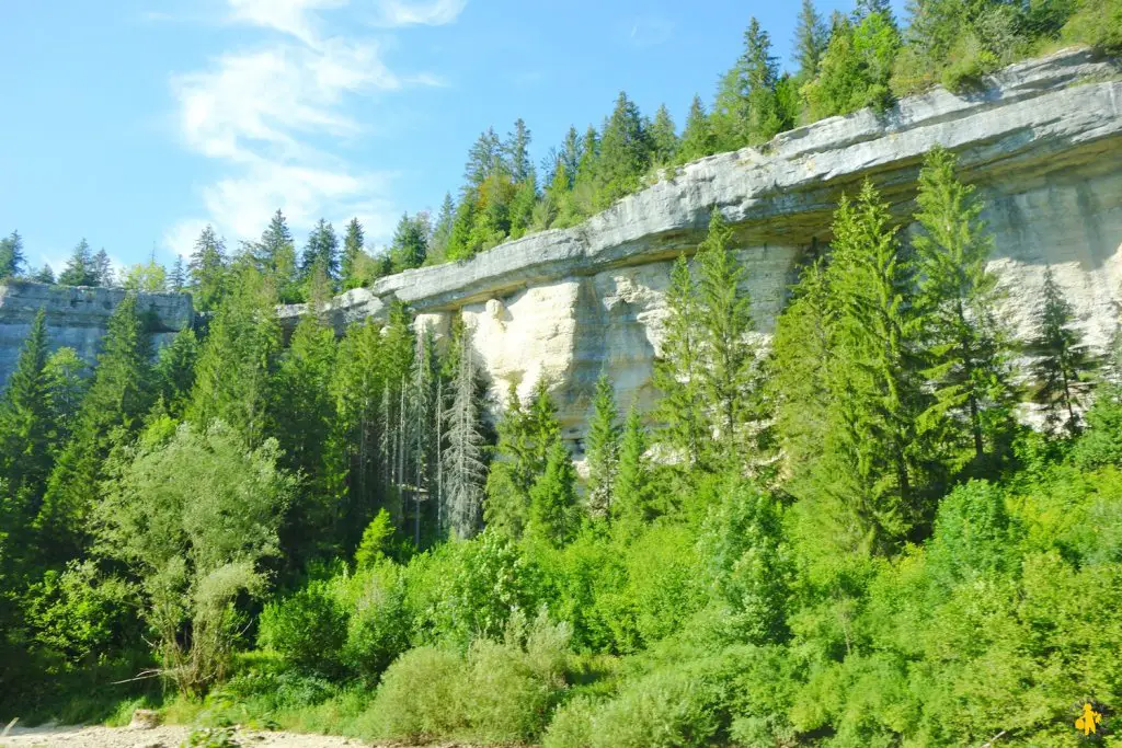 Doubs en famille défilé EntreRoche Que voir dans le Doubs en famille | VOYAGES ET ENFANTS