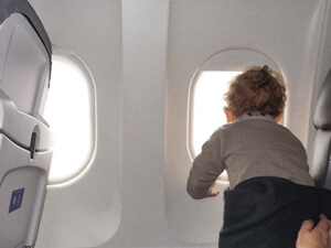 Voyage en avion avec bébé