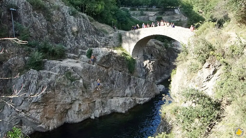 Randonnées faciles Ardèche famille