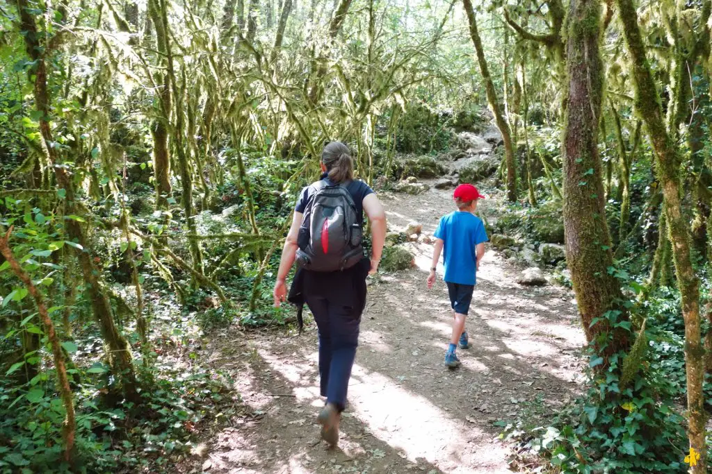 Road trip en Ardèche van ou 4X4 en famille ou pas