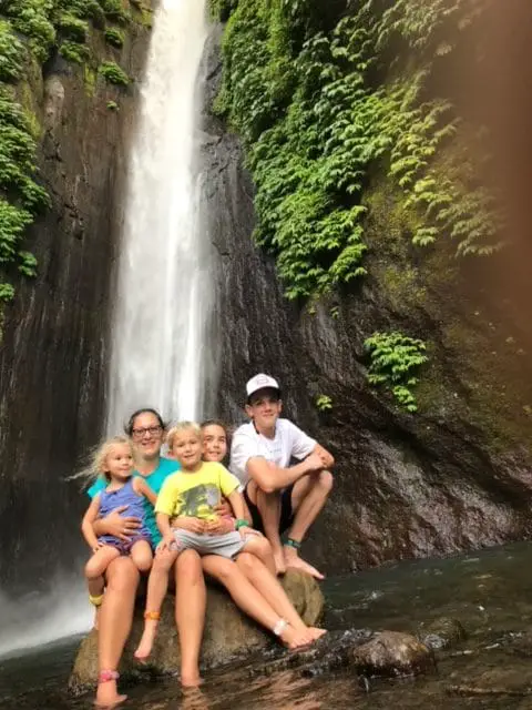 Séjour sac à dos sur Flores en famille