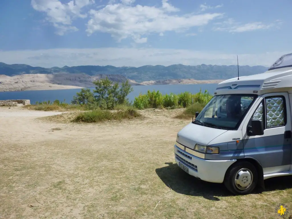 location camping car en famille Louer un van camping car en famille nos astuces