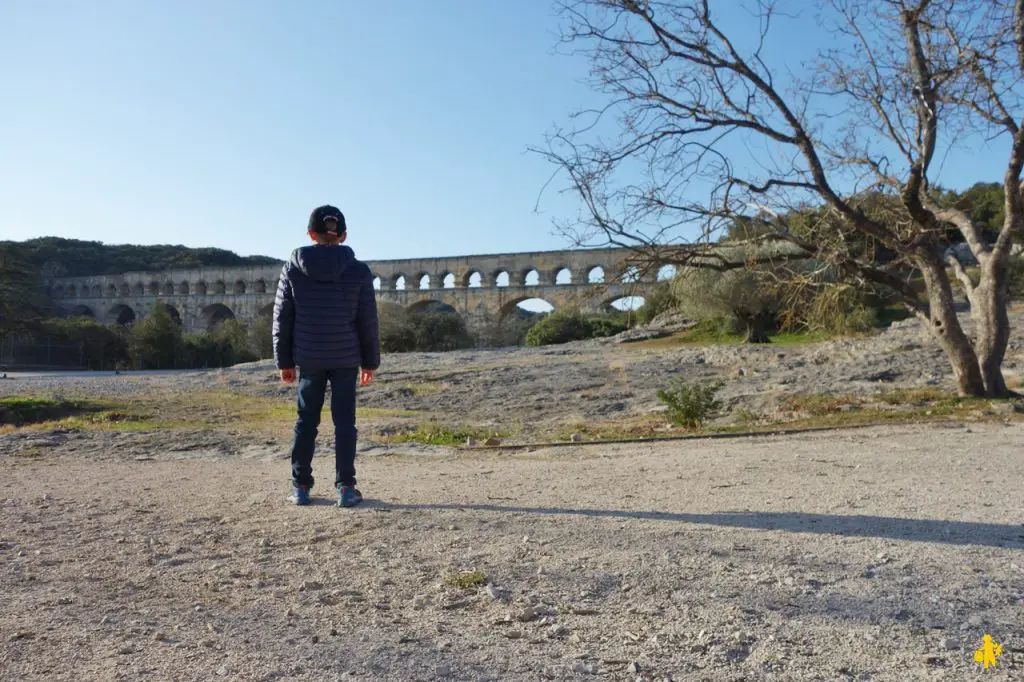 Visiter le pont du Gard avec des enfants