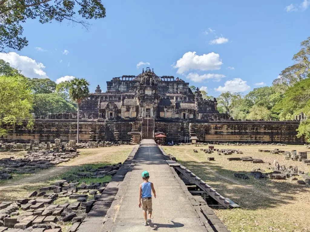 Visite Angkor en famille Visite dAngkor en famille | Voyages et Enfants