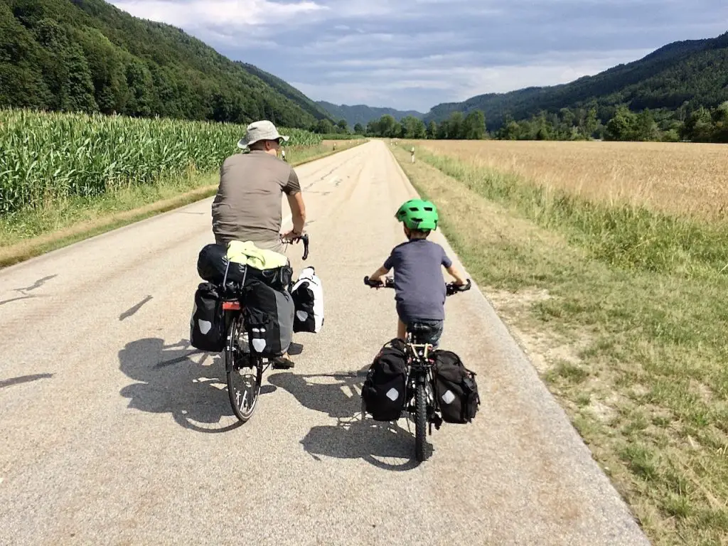 Voyage danube à vélo avec enfant section autriche Danube à vélo et en famille