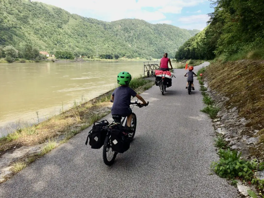 Danube vélo famille Danube à vélo et en famille