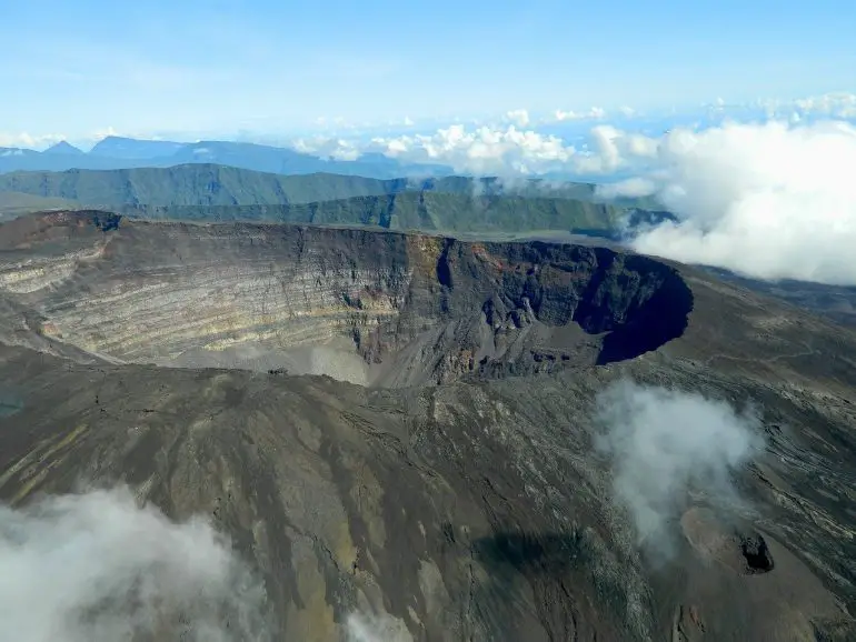 La reunion en famille piton de la Fournaise