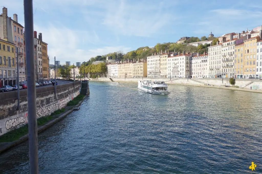 Visite Lyon en famille croisière soane Visiter Lyon que faire | Blog VOYAGES ET ENFANTS