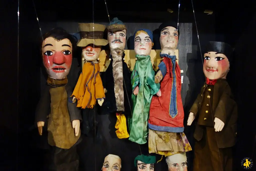 Lyon en famille musée guignol Visiter Lyon que faire | Blog VOYAGES ET ENFANTS