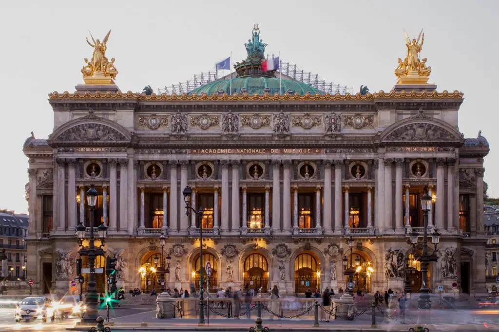 Visite Palais Garnier en famille Visiter lopéra Garnier en famille