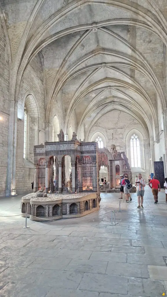 visite palais des Papes avignon Visite du Palais des Papes en famille | VOYAGES ET ENFANTS