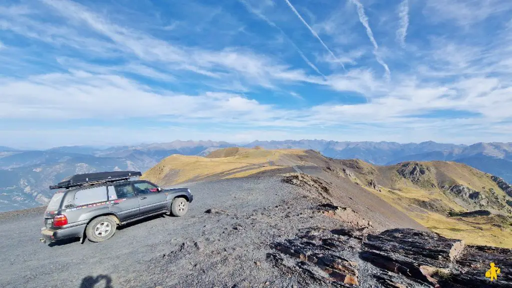 pyrennes 4X4 pic negre Road trip Pyrénées espagnols en famille | VOYAGES ET ENFANTS