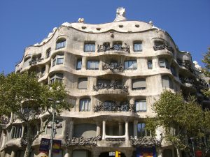 Le Barcelone de Gaudi 8 découvertes de Gaudi à Barcelone | VOYAGES ET ENFANTS