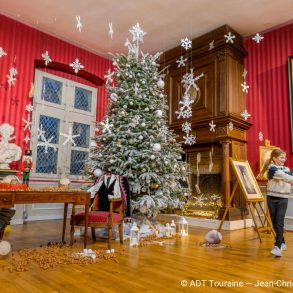 Noël au pays des châteaux Château dAmboise Visitez un château durant les vacances de Noël |