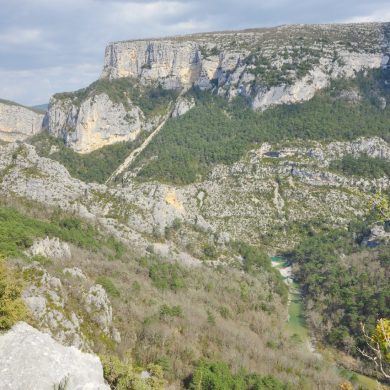 Road-trip hors des sentiers battus dans le 04